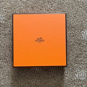 Hermès Orange Gift Box 5x5x1” wallet or accessories jewelry